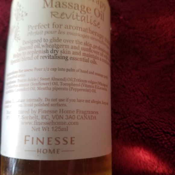 NEW AROMATHERAPY MASSAGE OIL - Picture 2 of 2